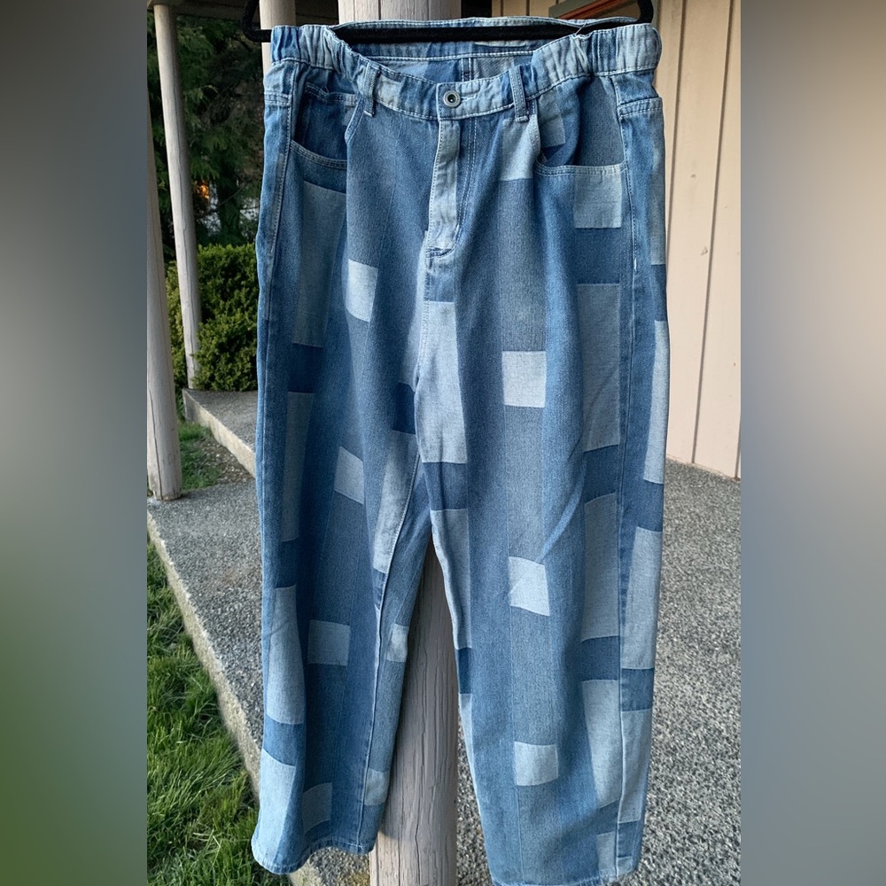 JEANS - Picture 3 of 8